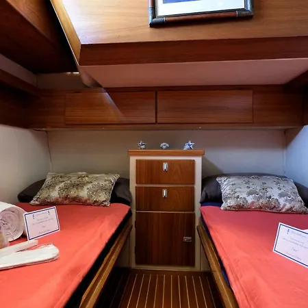 Blue Ii Yacht Botel Arbatax