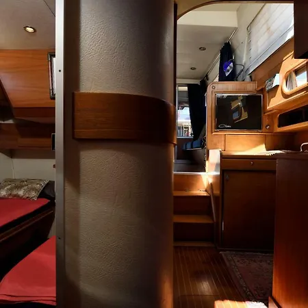 Bådhotel Blue Ii Yacht